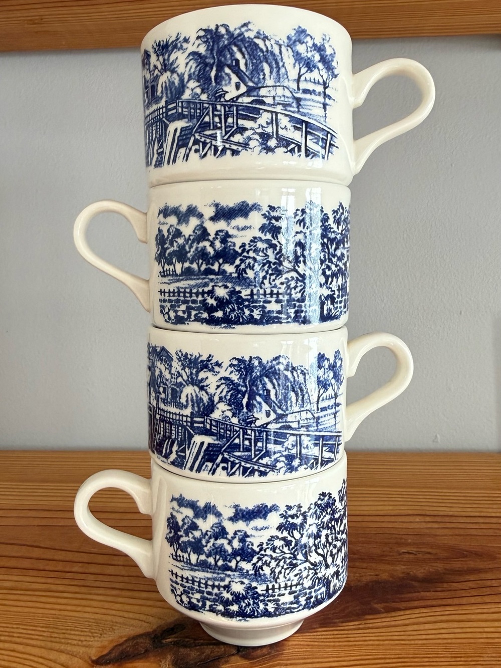 Vintage Churchill England Blue & White Countryside Mugs Set of 4